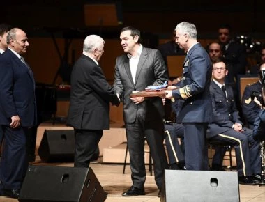 Special αφιέρωση της Πολεμικής Αεροπορίας στον Αλέξη Τσίπρα με τραγούδι έκπληξη (βίντεο)